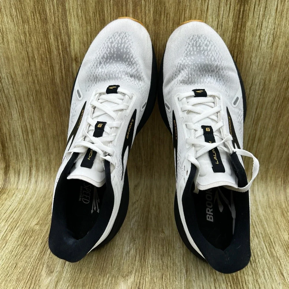 Brooks Launch 9 Men's Size 10 White Black Gold Sneaker Running Shoes 1103861D121